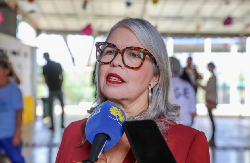 Gestão Hélvia Paranaguá levou o DF à liderança nacional no combate ao bullying nas escolas