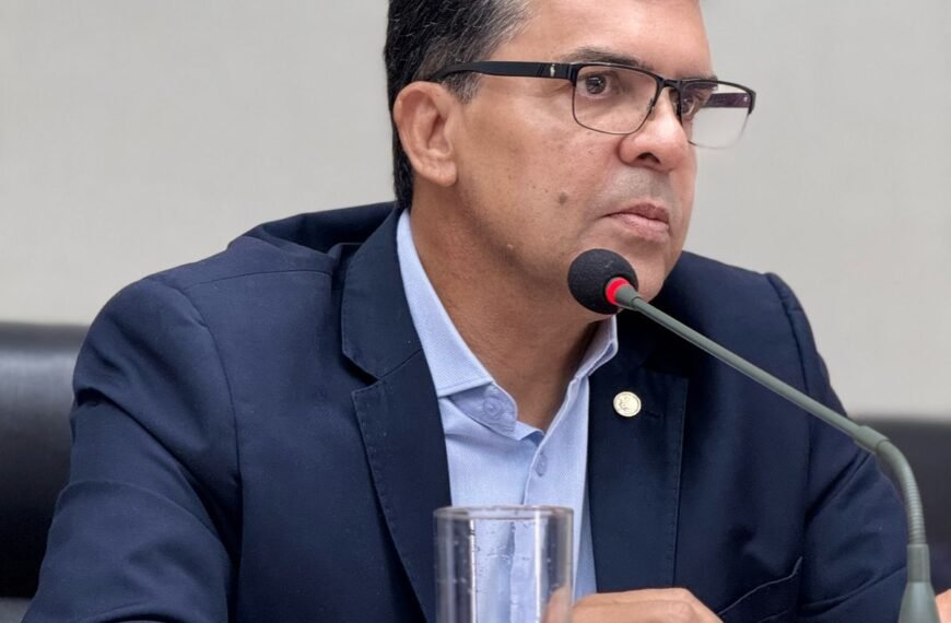 Ricardo Vale protocola projeto que proíbe condenados por violência em cargos comissionados no DF