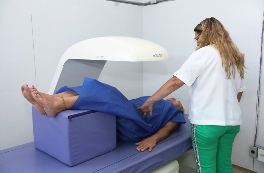 Método para diagnosticar osteoporose está disponível na Central de Radiologia de Taguatinga