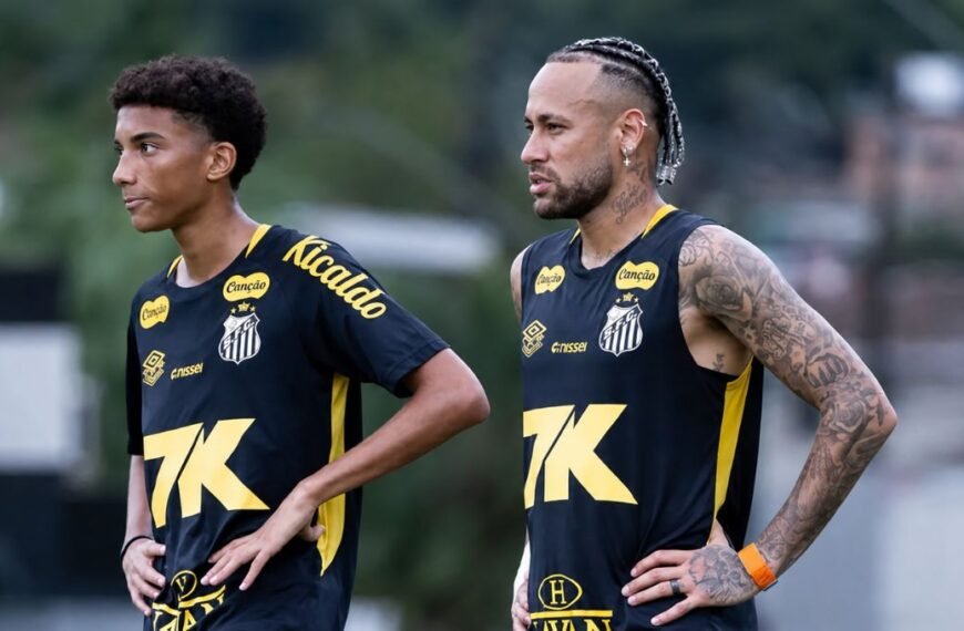 Neymar admite excesso após discussão em treino e pede desculpas a jovem do Santos