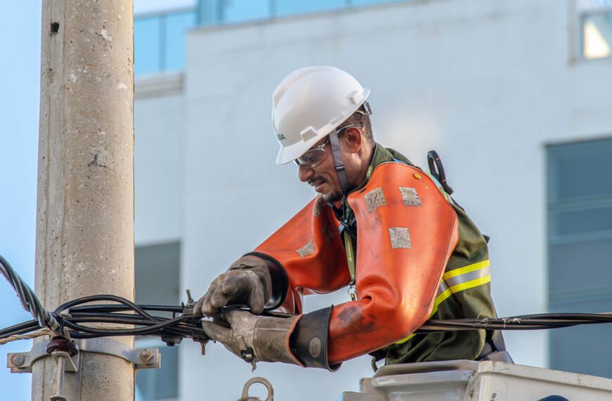 Brazlândia e Jardim Botânico terão interrupção programada de energia nesta sexta-feira (19)