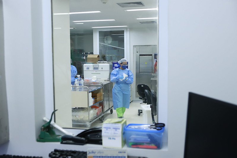 Lacen-DF é pioneiro em implantação de biossegurança nível 3 no Centro-Oeste
