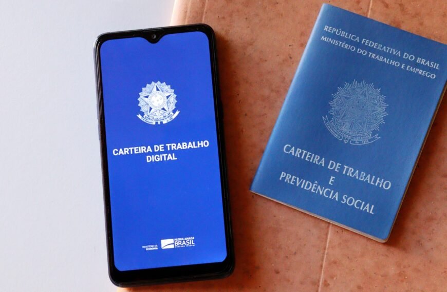 Mais de 4 mil vagas estão disponíveis nas agências do trabalhador nesta terça (16)