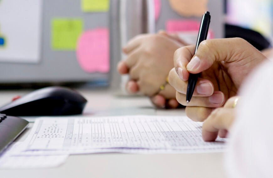 IgesDF abre processos seletivos para seis áreas da saúde com salários de até R$ 18,1 mil