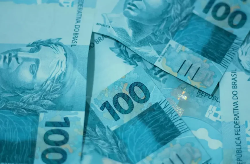 Mercado reduz projeções para o PIB de 2027 diante de juros altos e menor estímulo fiscal